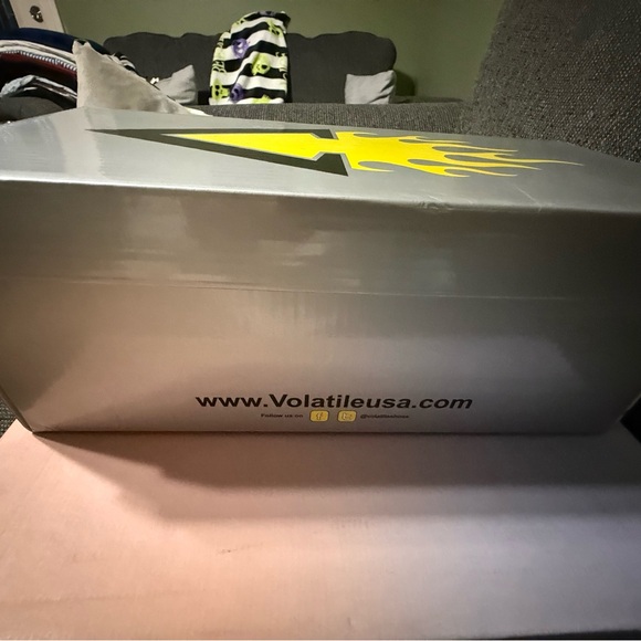 Volatile Tan Platform Sandals - Picture 4 of 4